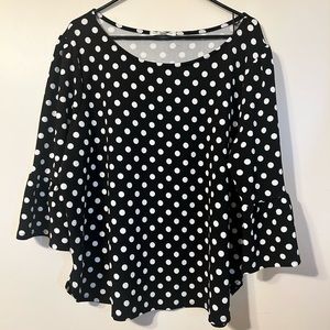 Polkadot blouse black and white